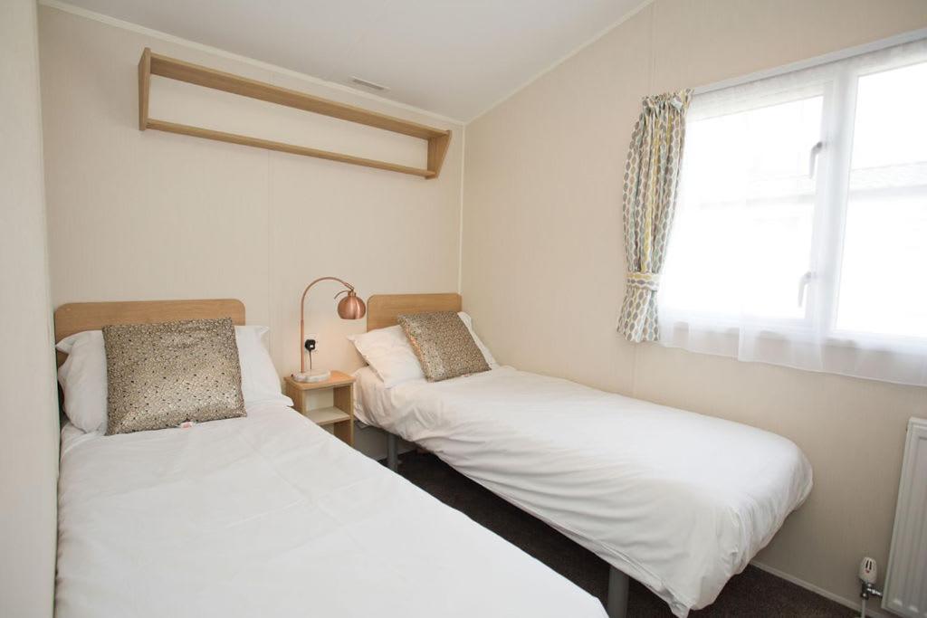 Luxury Holiday Retreat Set Within Oakdene Forest - Park Activities Pass Included Free! Saint Leonards Exterior photo